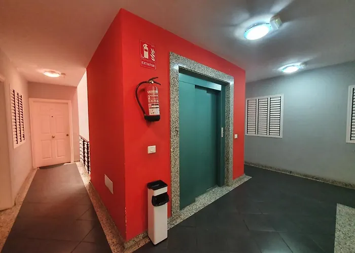 Cristi Puerto Santiago * بويرتو دي سانتياغو