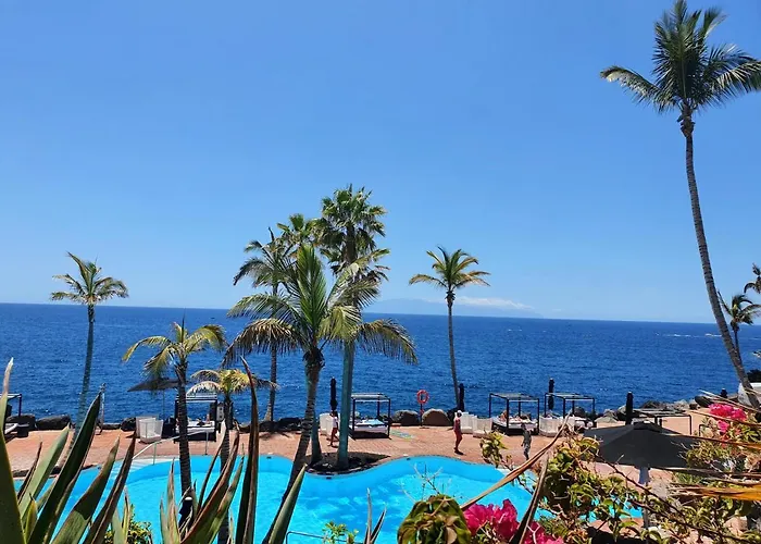 Cristi Puerto Santiago بويرتو دي سانتياغو