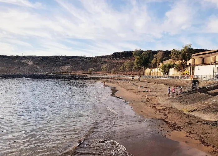 Cristi Puerto Santiago بويرتو دي سانتياغو